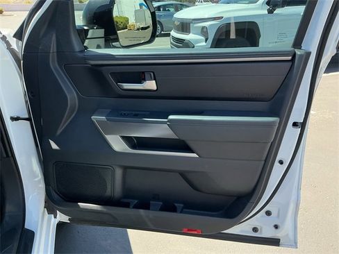 Used 2022 Toyota Tundra SR5 w/ SR5 Convenience Package image 23