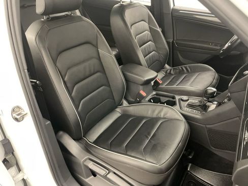 Used 2019 Volkswagen Tiguan SEL Premium R-Line AWD/4WD image 23