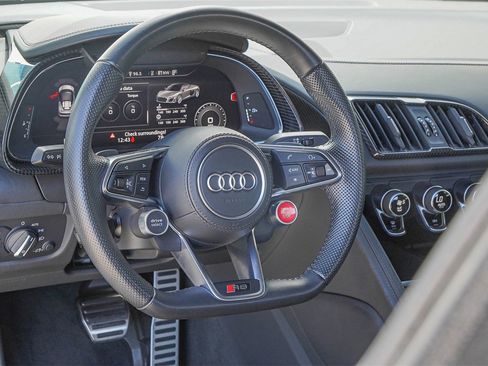 Used 2021 Audi R8 V10 w/ Premium Package image 21