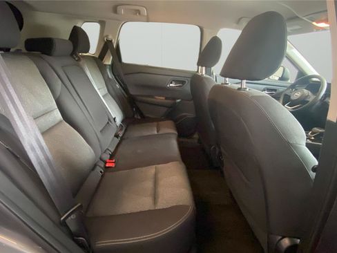 Used 2024 Nissan Rogue SV AWD/4WD image 13