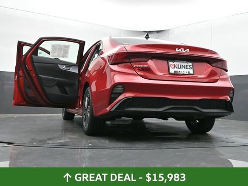 Used 2024 Kia Forte LXS image 62