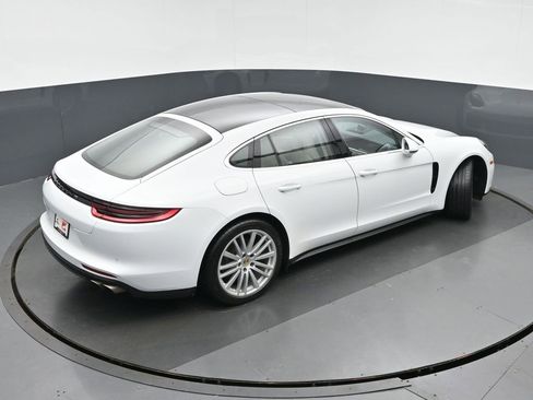 Used 2017 Porsche Panamera 4S w/ Premium Package Plus image 34