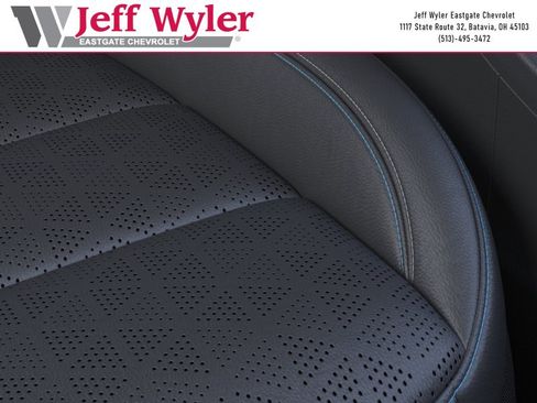 New 2023 Chevrolet Bolt LT w/ Infotainment Package image 22