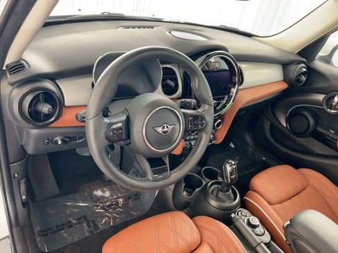 Used 2023 MINI Cooper S w/ Signature Upholstery Package image 4