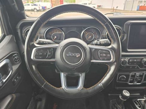 Used 2021 Jeep Wrangler Unlimited Sahara AWD/4WD image 11