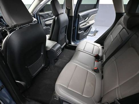 Used 2023 Lincoln Corsair Reserve image 35