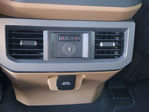 New 2026 Ford F250 Lariat w/ Lariat Ultimate Package AWD/4WD image 13