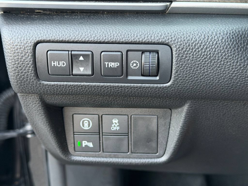 Used 2022 Honda Accord Touring image 23