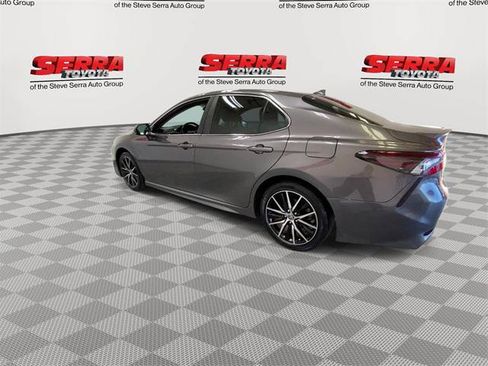 Certified 2021 Toyota Camry SE FWD image 7