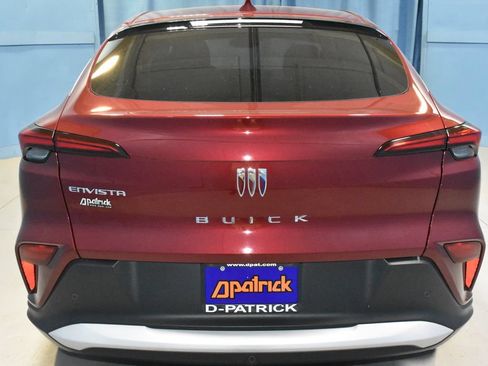 Used 2025 Buick Envista Preferred w/ Convenience II Package FWD image 26
