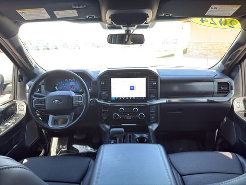 Used 2024 Ford F150 Lariat image 29