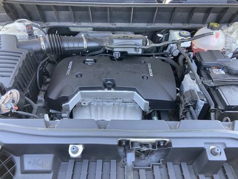 Used 2017 GMC Acadia SLE FWD image 25