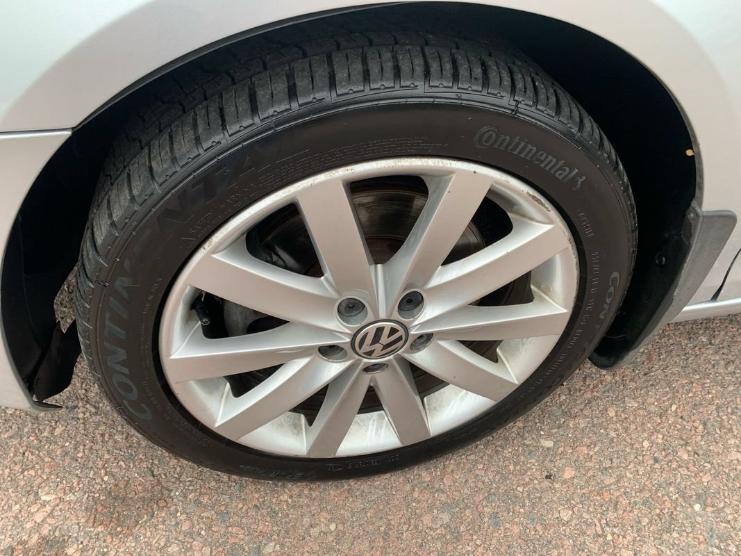 Used 2011 Volkswagen Jetta TDI FWD image 9