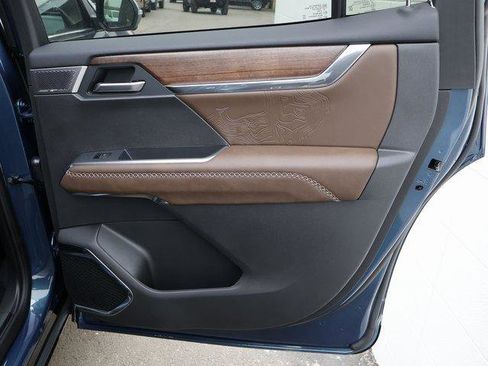 New 2026 GMC Acadia Denali Ultimate image 11