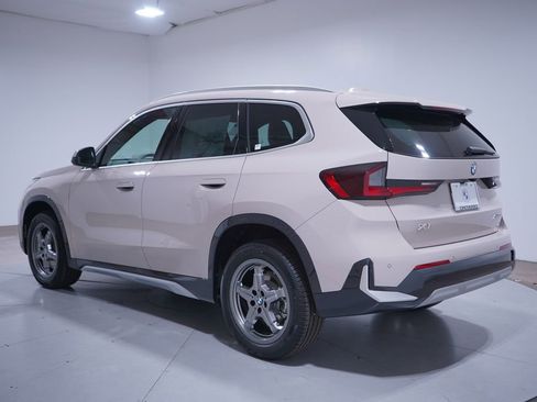 New 2026 BMW X1 xDrive28i image 3