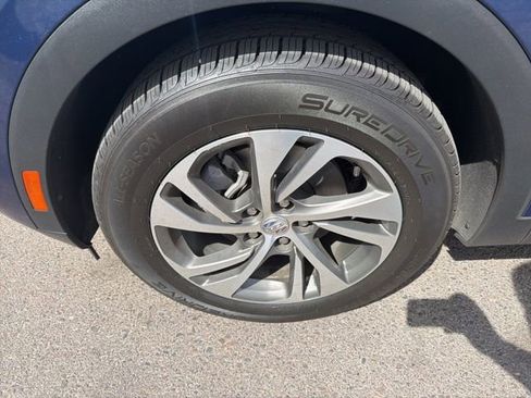 Used 2023 Buick Envision Essence image 7