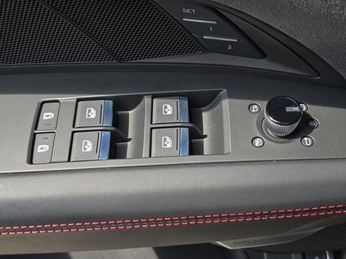 Used 2022 Audi RS e-tron GT image 28