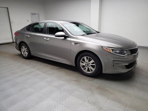 Used 2016 Kia Optima LX image 11