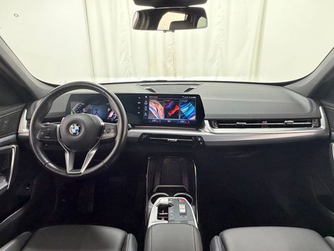 Used 2023 BMW X1 xDrive28i w/ Convenience Package AWD/4WD image 8