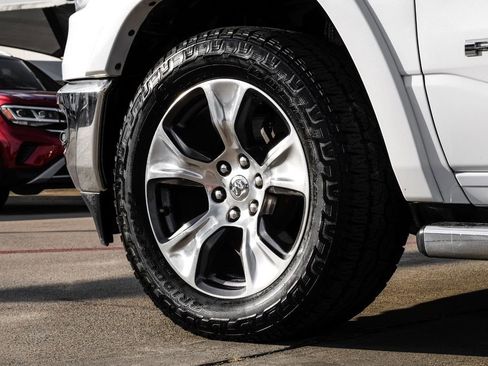 Used 2019 RAM 1500 Laramie image 56