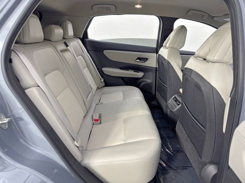 Used 2024 Nissan Ariya Engage image 38