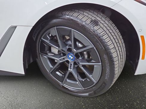 Used 2023 BMW i4 eDrive35 w/ Premium Package RWD image 34