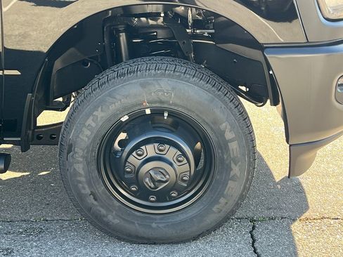 New 2026 RAM 3500 Tradesman image 10