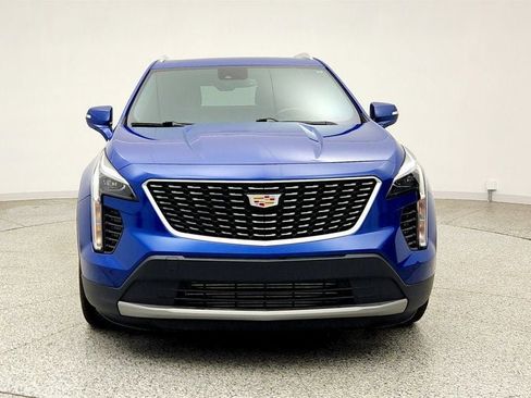 Used 2021 Cadillac XT4 Premium Luxury w/ Cold Weather Package AWD/4WD image 2