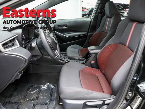 Used 2025 Toyota Corolla SE image 14