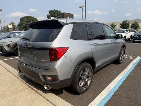 Used 2023 Honda Passport EX-L image 3