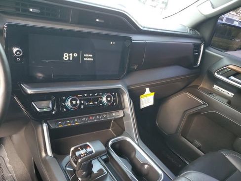 Used 2023 GMC Sierra 1500 Denali w/ Technology Package AWD/4WD image 27
