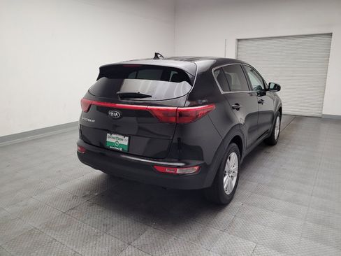 Used 2017 Kia Sportage LX w/ Option Group 012 FWD image 9