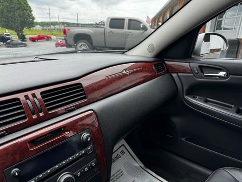 Used 2007 Chevrolet Impala SS image 21