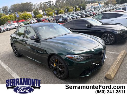 Used 2020 Alfa Romeo Giulia w/ Nero Edizione RWD image 1