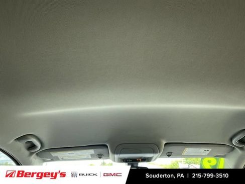 Used 2019 GMC Terrain SLT AWD/4WD image 21