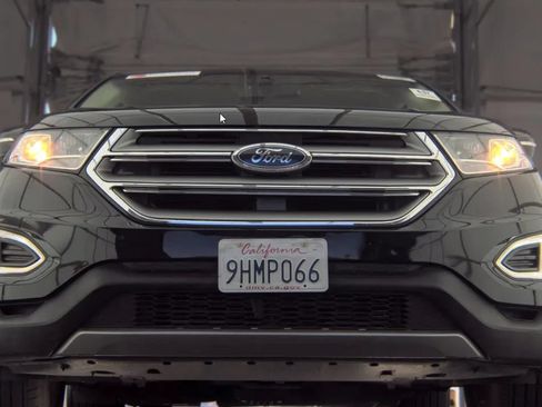Used 2018 Ford Edge SEL w/ Equipment Group 201A FWD image 3