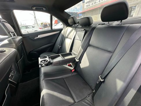 Used 2012 Mercedes-Benz C 250 Sedan image 20