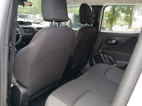 Used 2021 Jeep Renegade Sport FWD image 12