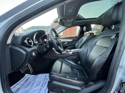 Used 2015 Mercedes-Benz C 300 Sedan image 12