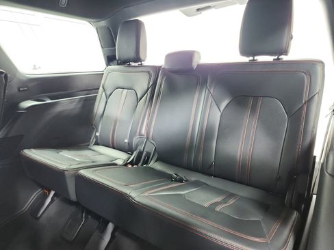 Used 2024 Ford Expedition Limited RWD image 43