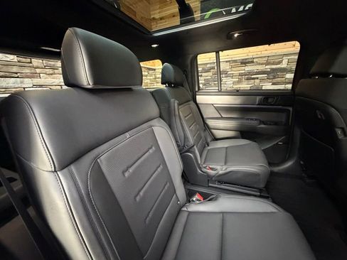 Certified 2025 Hyundai Santa Fe Calligraphy image 33