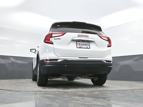 Used 2024 GMC Terrain SLT AWD/4WD image 37