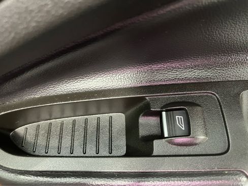 Certified 2019 Ford Escape SE AWD/4WD image 44