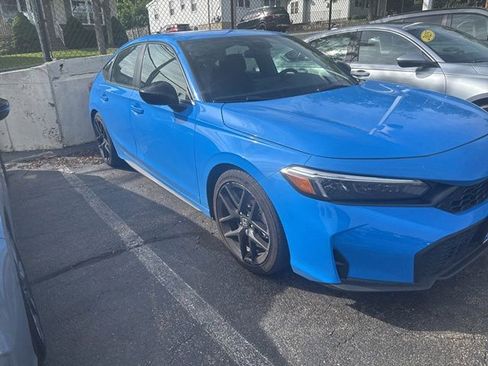 Used 2025 Honda Civic Sport image 3