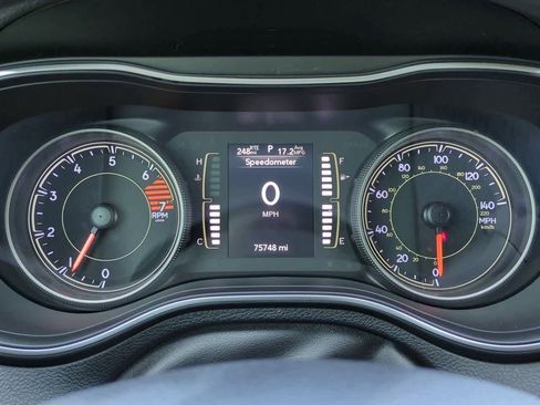 Used 2019 Jeep Cherokee Latitude w/ Popular Appearance Group image 30