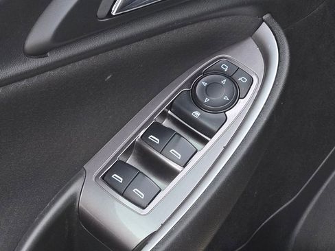 Used 2024 Chevrolet Malibu LT image 27