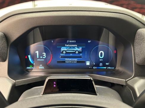 Certified 2025 Ford Explorer ST-Line w/ ST-Line Street Pack image 30