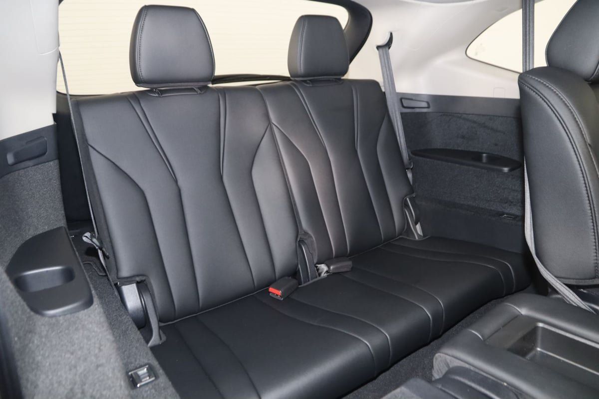 Used 2024 Acura MDX SH-AWD image 15
