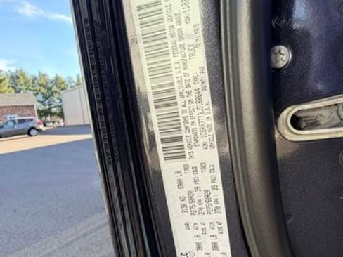 Used 2018 RAM 1500 Big Horn image 18