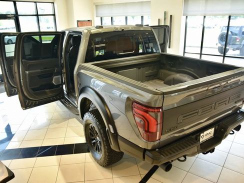 Used 2024 Ford F150 Raptor AWD/4WD image 9